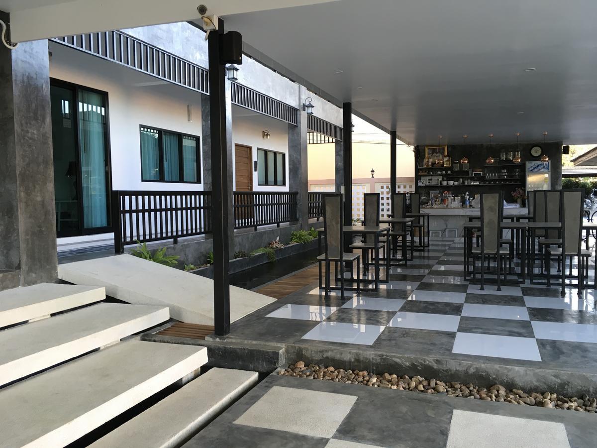 Phetcharat Grand Hotel Maesot Mae Sot Exterior foto