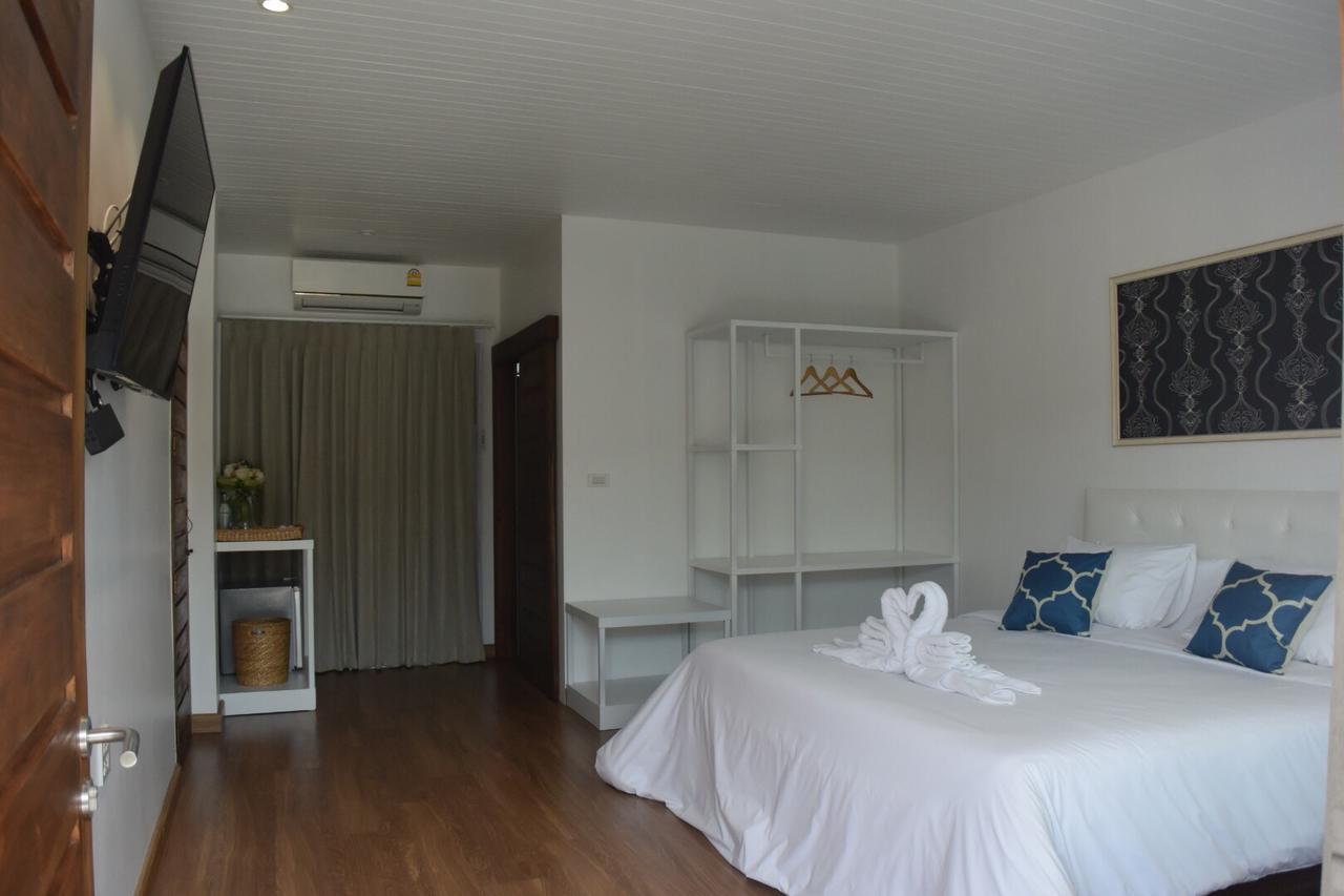 Phetcharat Grand Hotel Maesot Mae Sot Exterior foto